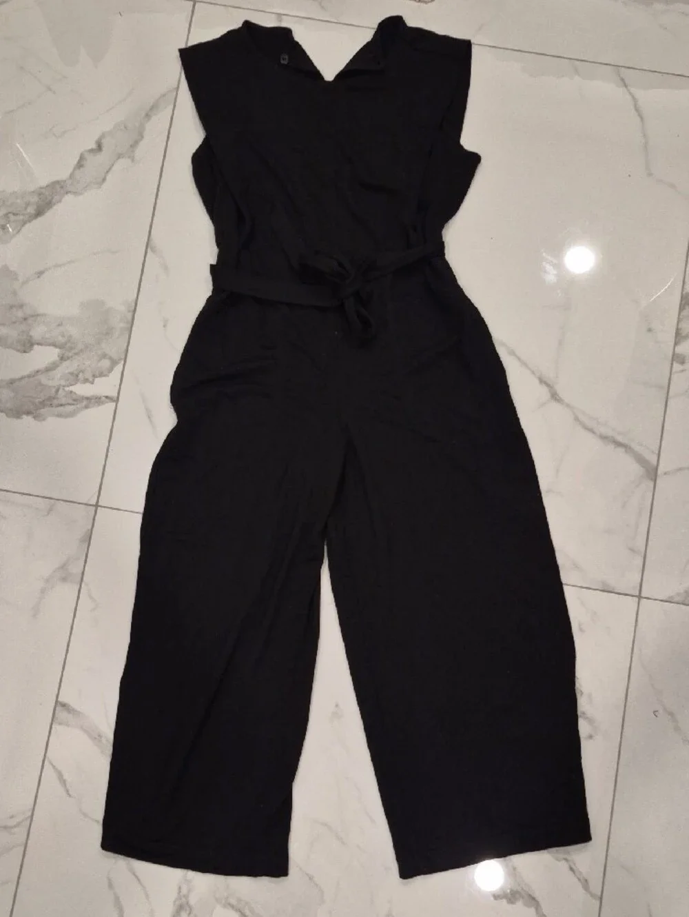 Max Studio sleek sleeveless
